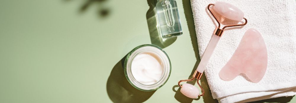 Comment nettoyer et entretenir son gua sha ou rouleau