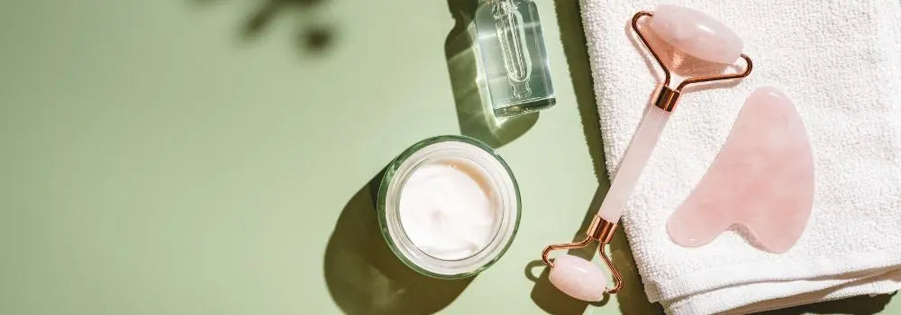 Comment nettoyer et entretenir son gua sha ou rouleau - Zelia Paris