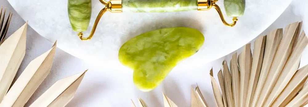 Gua Sha et rouleau de jade : les choisir pour votre routine beauté ? - Zelia Paris