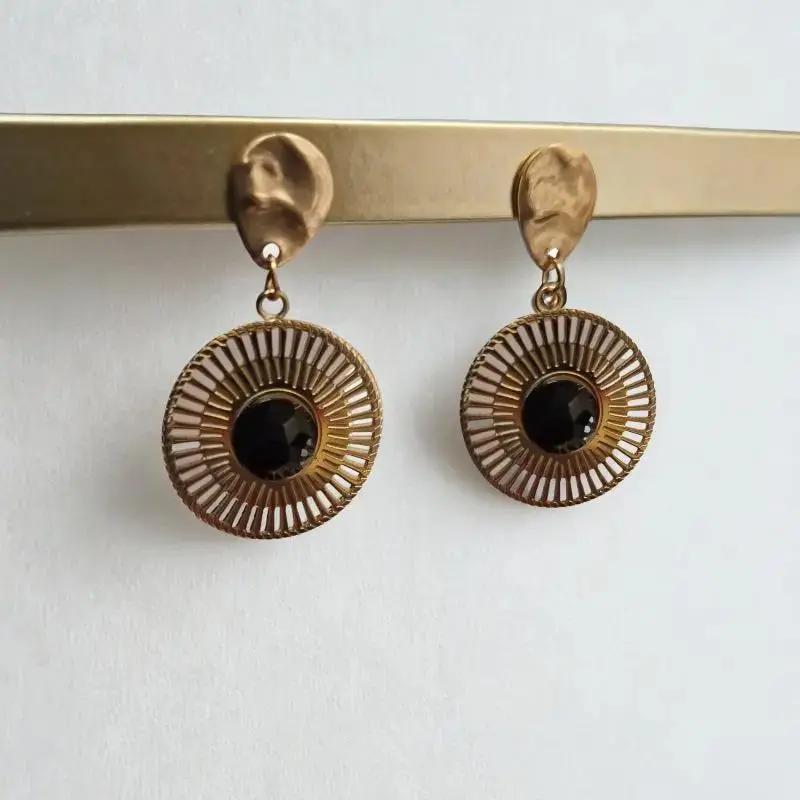 Hélia | Tourmaline noire : Protection et ancrage Zelia Paris