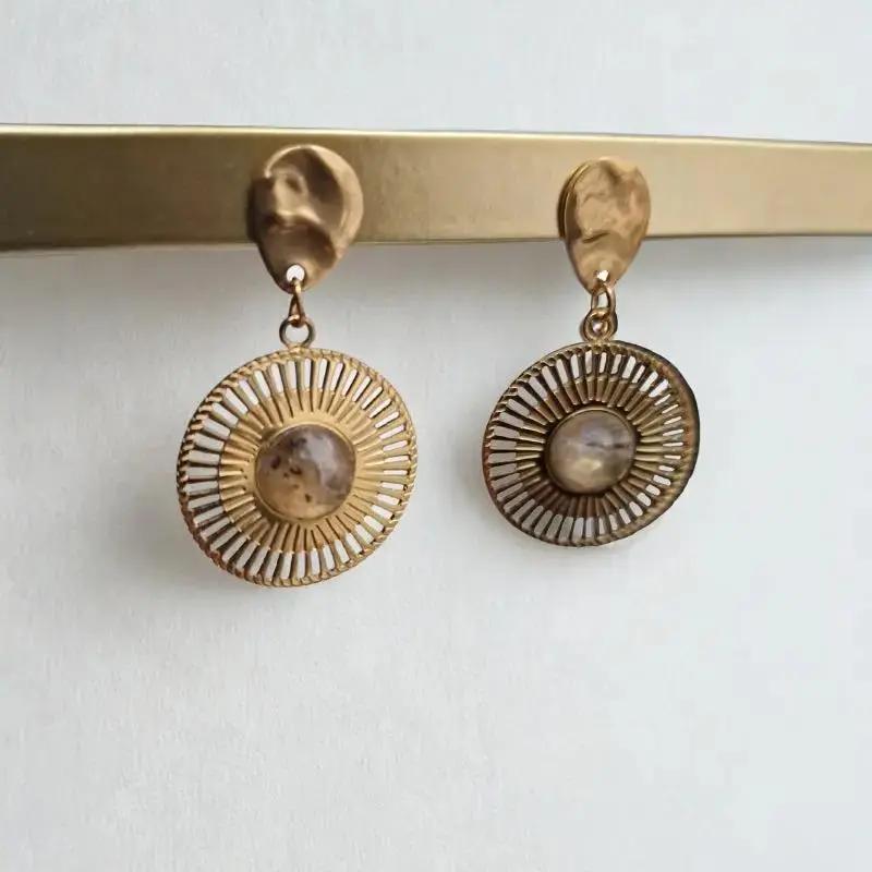 Hélia | Labradorite : Protection et intuition Zelia Paris