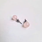 Puces d’oreilles | Quartz rose : Amour et douceur Zelia Paris